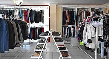 Büyükşehir Sosyal Yardım Merkezi'nde ihtiyaç sahiplerine destek