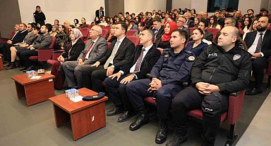 Çameli'de Aileyi Anlamak ve Güçlendirmek konferansı düzenlendi
