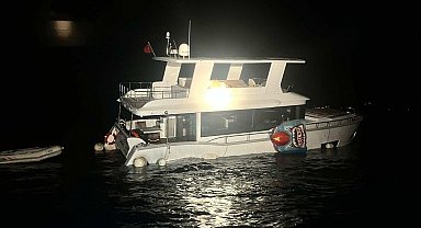 Çanakkale'de batma tehlikesi geçiren teknedeki 2 kişi kurtarıldı