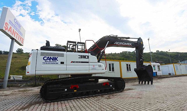 Canik Belediyesi araç filosuna yeni ekskavatör kattı