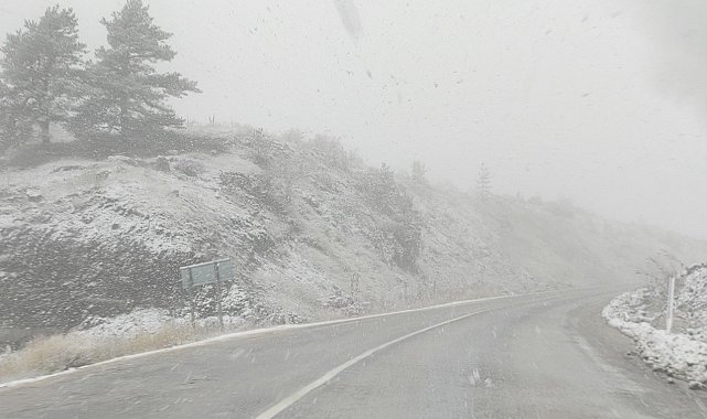 Çankırı'ya mevsimin ilk karı yağdı