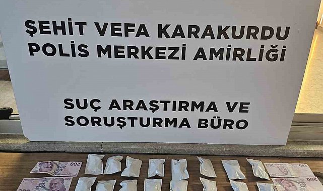 Çekmeköy'de otomobilin gizli bölmesinde uyuşturucu ele geçirildi