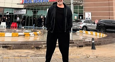 Cem Yılmaz kalp krizinin ardından tedavi gördüğü hastaneye geldi