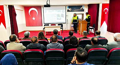 Çemişgezek'te okul servis şoförlerine trafik güvenliği eğitimi