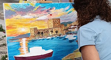 Çeşme'nin tarihi dokusu 9 sanatçının tuvalinde hayat buldu