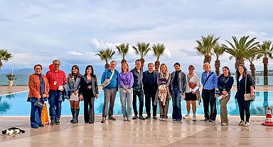 Çeşme'nin termal zenginliği İskandinav gazetecilere tanıtıldı