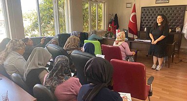 Ceyhan'da ailelere "Aile İçi İletişim" eğitimi verildi