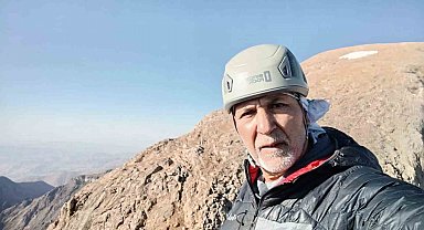 Cilo Dağı'nın zirvesine vefa tırmanışı: Dağcılar, Fikret Yaşar'ı andı