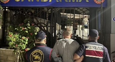 Cinayet zanlısı gizli bölmede yakalandı