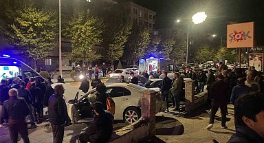 Çorum'da iki otomobil çarpıştı: 4 yaralı