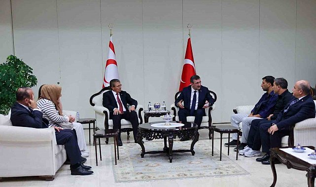 Cumhurbaşkanı Yardımcısı Yılmaz, Filo Jet faciasında kaybolanların yakınlarıyla bir araya geldi