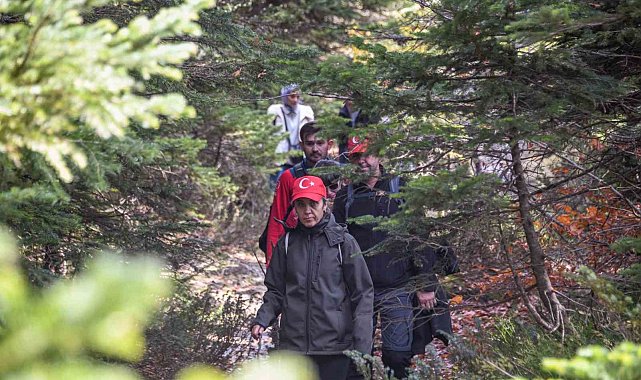 Cumhuriyet coşkusu Uludağ'ın zirvesinde yaşandı