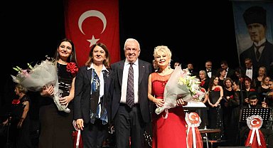 Cumhuriyet'in 103'üncü yılı Nilüfer'de konserle kutlandı