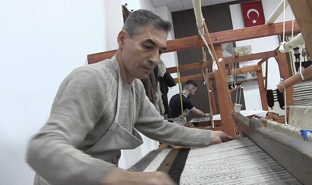 Dededen toruna, kuşaktan kuşağa Siirt battaniyesi geleneği yaşatılıyor