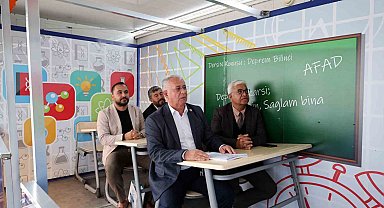 Deprem tırı ile 6,4'lük tatbikat
