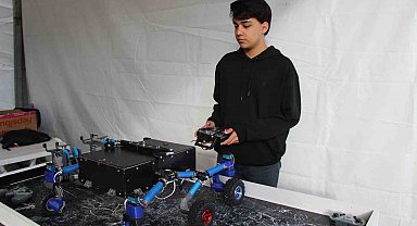 Depremi yaşayan lise öğrencisi arama kurtarma robotu geliştirdi
