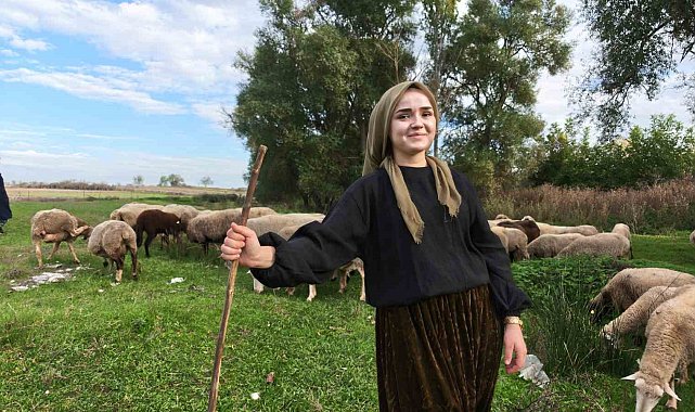 Devlet desteğiyle çiftçi olan genç kadın, hayallerine kavuştu