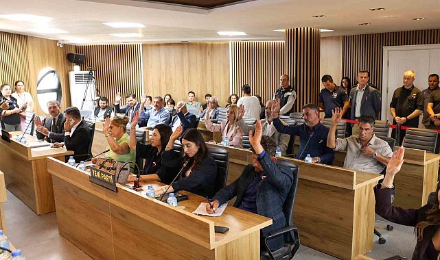 Didim Belediye Meclisi'nde Meme Kanseri'ne dikkat çekildi