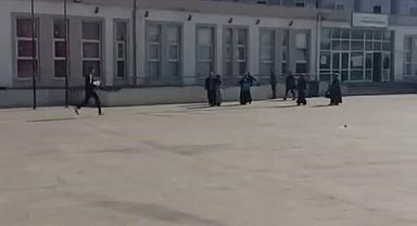 Diyarbakır'da KPSS heyecanı: Sınava yetişmek için var gücüyle koştular