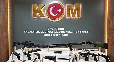 Diyarbakır'da silah kaçakçılığı operasyonu: 13 kişi yakalandı