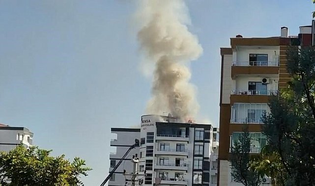 Diyarbakır'da site çatısında yangın paniği