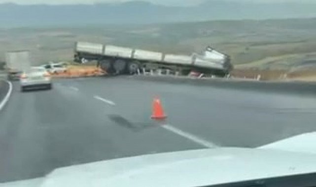 Diyarbakır'da tır yoldan çıktı: 1 yaralı