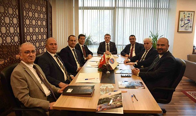 Doğu Karadeniz Belediyeler Birliği Gümüşhane'de toplandı
