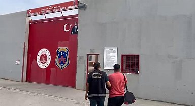 Dörtyol'da 4 yıl hapis cezasıyla aranan 2 hükümlü tutuklandı