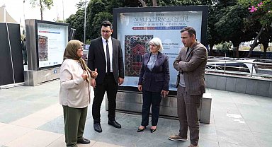 Döşemealtı halılarının hikayesi Cumhuriyet Meydanı'nda