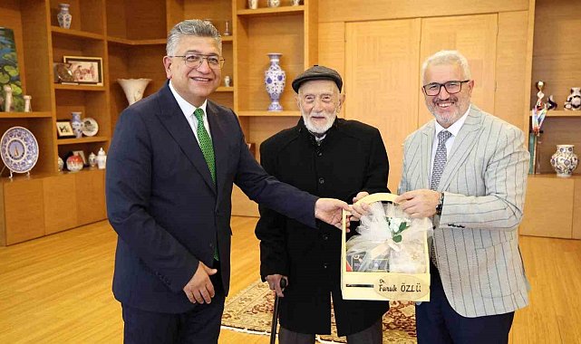 DPÜ Rektörü Kızıltoprak, Kütahya Müftüsü Hasan İzmirli'yi ağırladı
