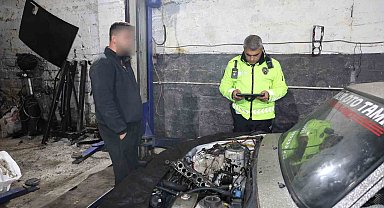 Drift cezasını ödememek için 15 dakikada aracı parçaladı