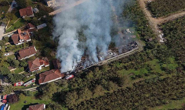 Düzce'de fabrikada yangın çıktı