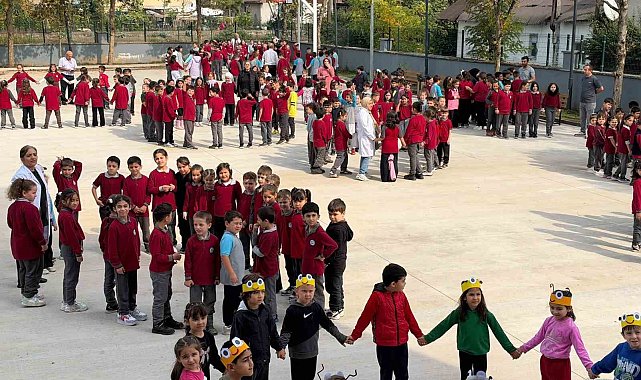 Düzce'de tüm okullarda eş zamanlı afet tatbikatı yapıldı