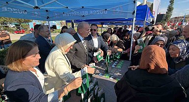 Düzce'de vatandaşlara 16 bin paket ata tohumu dağıtıldı