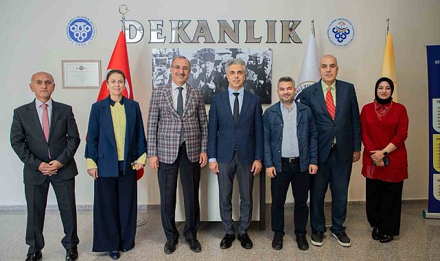 EBYÜ İlahiyat Fakültesi Dekanlığına Prof. Dr. Aktepe yeniden atandı