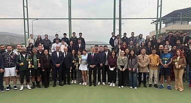 EBYÜ'de Cumhuriyet Bayramı tenis turnuvası düzenlendi