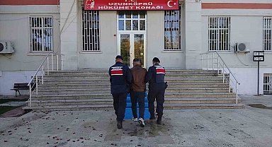 Edirne'de 23 düzensiz göçmen yakalandı, organizatör tutuklandı