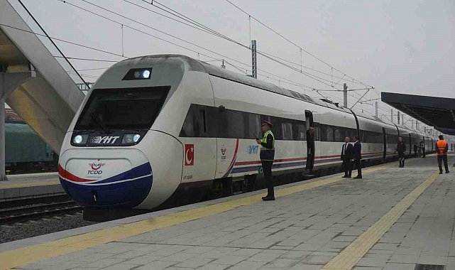 Edirne'den hızlı trenle yeni dönem başladı