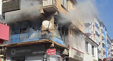 Elazığ'da oyuncak deposunda yangın