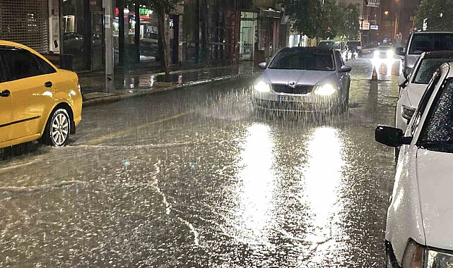 Elazığ'da sağanak etkisini sürdürüyor