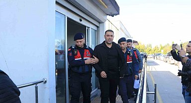 Emrah Kozay sağlık kontrolünden geçirilerek jandarmaya götürüldü