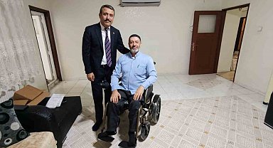 Engelli vatandaş istedi, MHP Diyarbakır İl Başkanı Özcoşkun anında yerine getirdi
