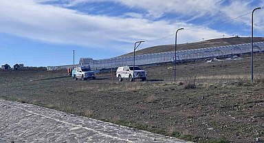 Erciyes Dağı'nda yürüyüş yaparken düşüp yaralanan turistler için ekipler seferber oldu