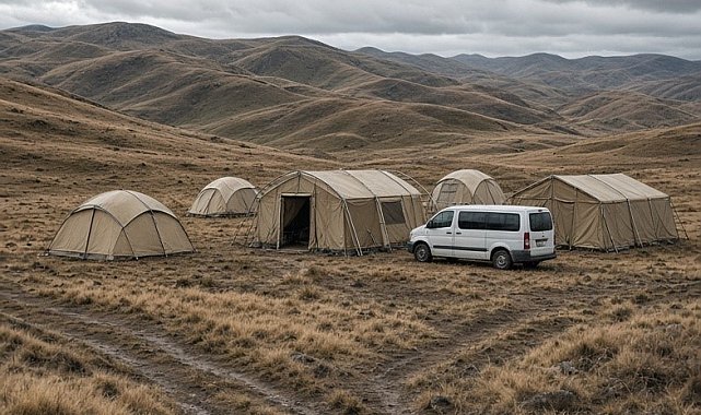 Erzincan yaylalarında çadırları sel suları bastı