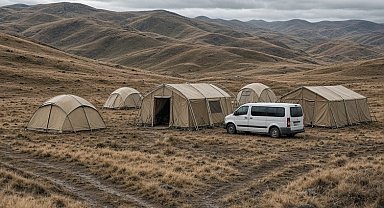 Erzincan yaylalarında çadırları sel suları bastı