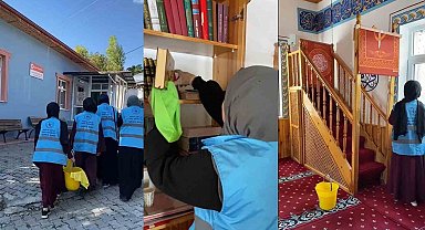 Erzincan'da öğrencilerden cami temizliğine destek