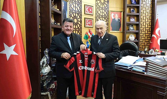 Erzincanspor yönetiminden MHP Genel Başkanı Bahçeli'ye ziyaret