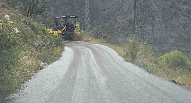 Erzurum Büyükşehir'den İspir'e stratejik dokunuş: 6 mahallenin yol çilesi bitti