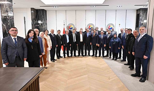 Erzurum Ticaret Borsası Meclisinden TOBB Başkanı Hisarcıklıoğlu'na ziyaret