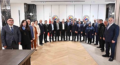 Erzurum Ticaret Borsası Meclisinden TOBB Başkanı Hisarcıklıoğlu'na ziyaret
